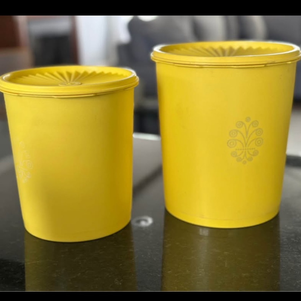 Vintage Tupperware Yellow Daisy Servalier Canisters Yellow‎ Retro Kitchen